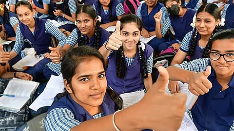 பள்ளிக்கல்வியின் முக்கிய குறியீடுகளில் தேசிய சராசரியை விட சிறந்து விளங்கும் தமிழ்நாடு - மத்திய அரசின் அறிக்கையில் தகவல்