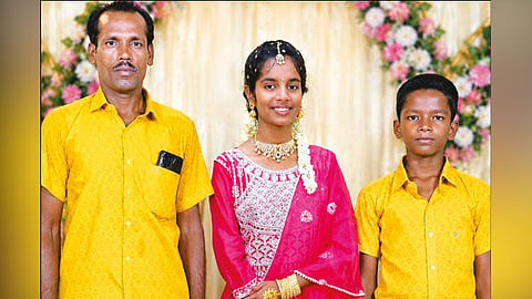 உயிரிழந்த தந்தை, மகள், மகன் 
