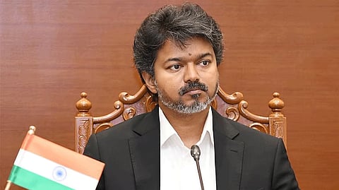 ரேஷன் கடைகளில் விற்கப்படும் மளிகை பொருட்களுக்கு ஆன்லைன் டெண்டர்: முதல்-அமைச்சர் விஜய்க்கு பணியாளர்கள் நன்றி 