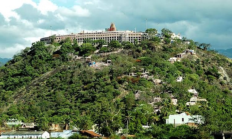 ரூ.100 கோடி கோவில் நிலம் மோசடி வழக்கு: அறநிலையத்துறை அதிகாரிகளிடம் சி.பி.சி.ஐ.டி. போலீசார் விசாரணை 