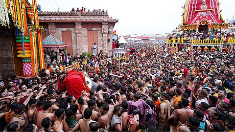பூரி ஜெகநாதர் ரத யாத்திரையின்போது 2 பக்தர்கள் உயிரிழப்பு

