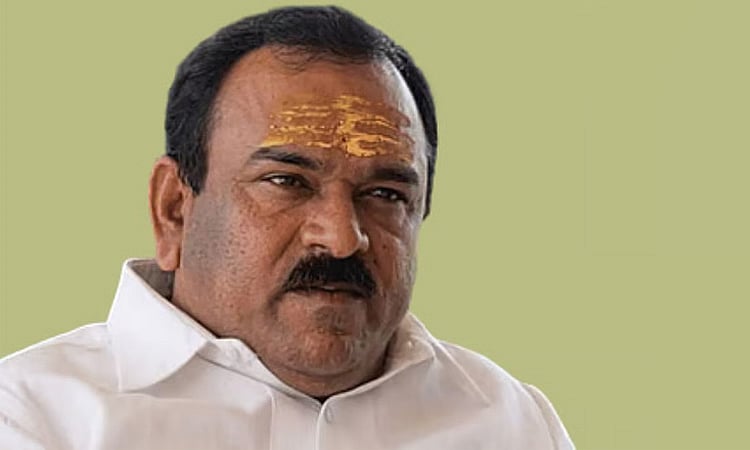 தன்னை சிவனின் அவதாரம் என்று கூறி பக்தர்களை ஏமாற்றிய போலி சாமியார் - குற்றப்பத்திரிகையில் பகீர் தகவல்