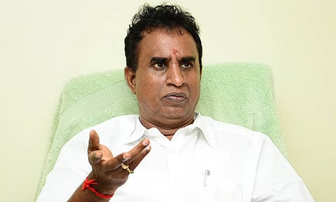 எஸ்.பி.வேலுமணிக்கு எதிரான வழக்கு: குற்றவாளிகளை காப்பாற்ற முயற்சியா..? ஐகோர்ட்டு காட்டம்