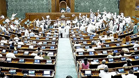 மக்களவையில் எதிர்க்கட்சிகள் 4-வது நாளாக அமளி