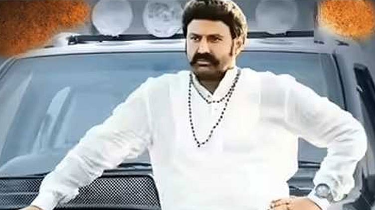
படப்பிடிப்பில் காயமடைந்த பாலகிருஷ்ணா... வெற்றிகரமாக முடிந்த அறுவை சிகிச்சை 