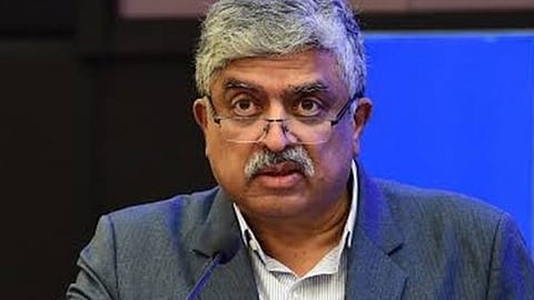 நந்தன் நிலேக்கனி
