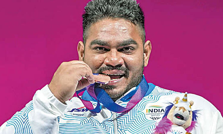 
காமன்வெல்த் விளையாட்டு: இந்தியாவுக்கு முதல் பதக்கம் 
