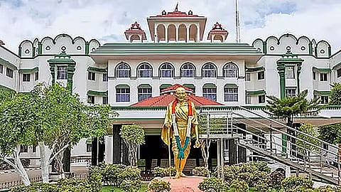 கரூர் கூட்ட நெரிசல்: உயிரிழந்தவர்களின் குடும்பத்தினருக்கு வழங்கிய அரசு பணி ரத்து!
