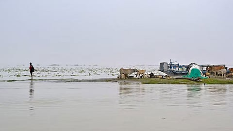 
அசாம் 