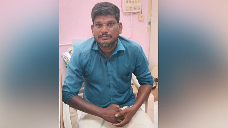 திருச்சி: ரூ.4 ஆயிரம் லஞ்சம் வாங்கிய நீர்வளத்துறை பணி ஆய்வாளர் கைது