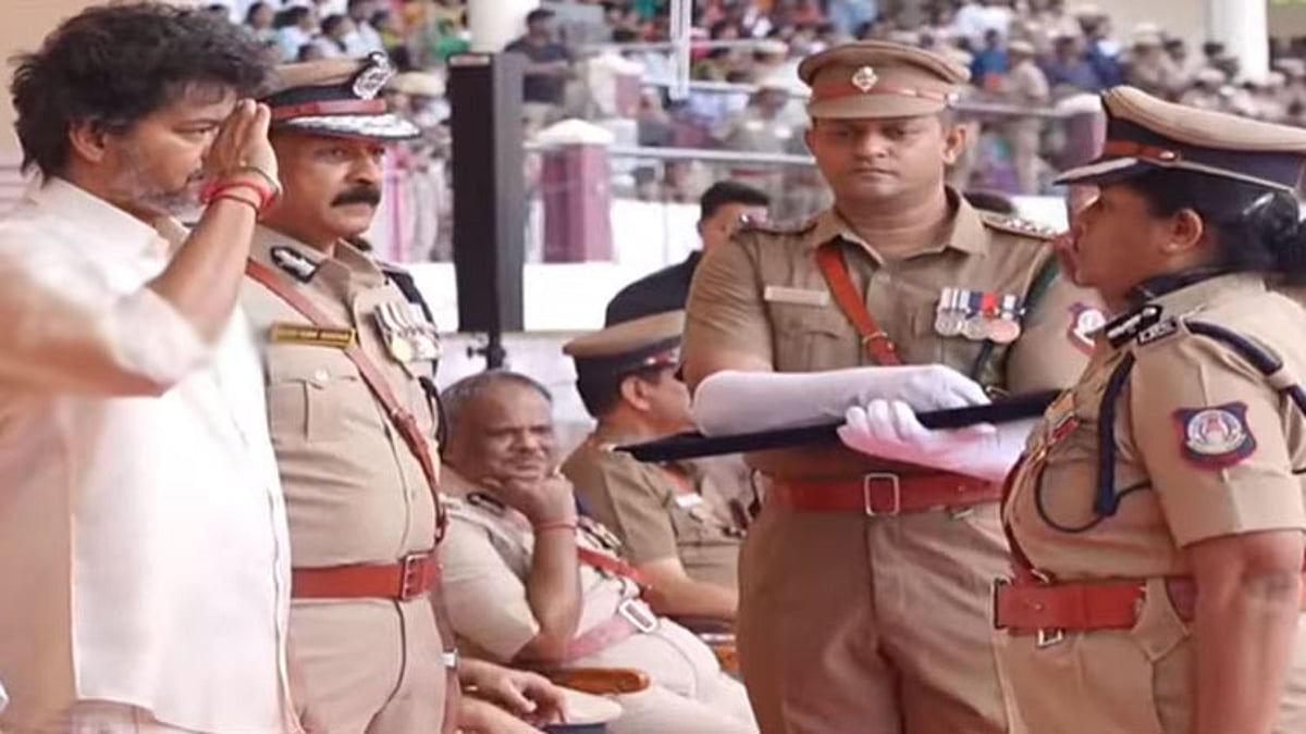 665 காவல் துறை அதிகாரிகளுக்கு காவலர் பதக்கம்: முதல்-அமைச்சர் விஜய் வழங்கினார்