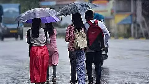 10 மாவட்டங்களில் காலை 10 மணி வரை மழைக்கு வாய்ப்பு