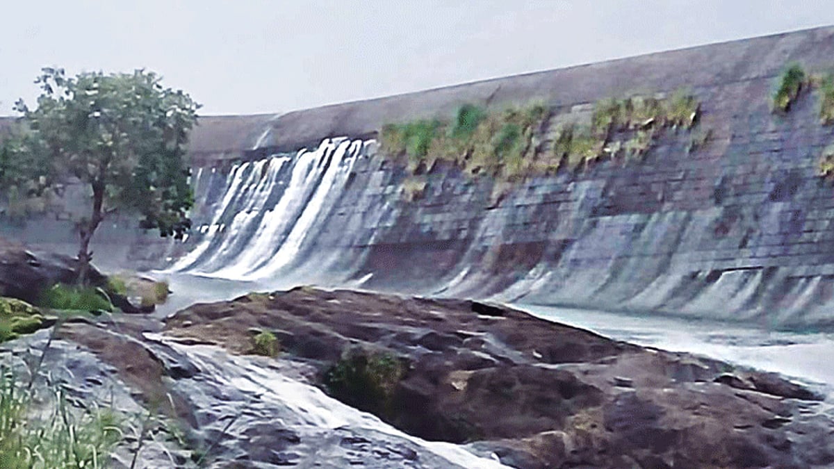 மேற்குத்தொடர்ச்சி மலைப்பகுதியில் பரவலாக மழை; குண்டாறு அணை நிரம்பியது