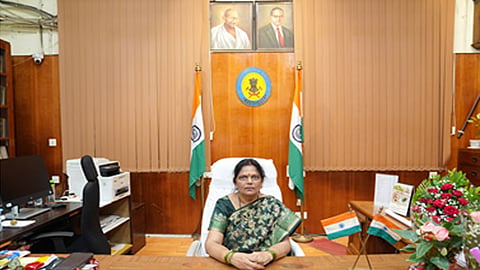 வர்ஷா அசோக் அக்லாவே