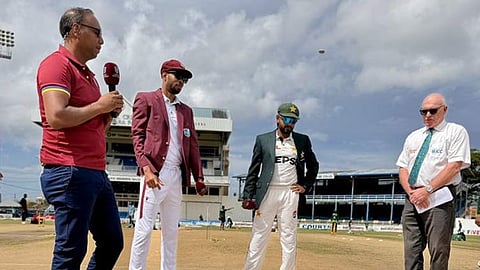  
2வது டெஸ்ட்: வெஸ்ட் இண்டீஸ் பேட்டிங் தேர்வு

