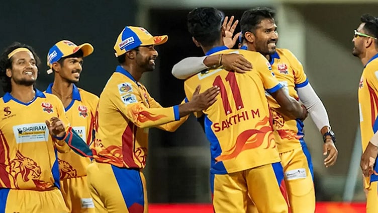 டிஎன்பிஎல் கிரிக்கெட் - திண்டுக்கல் அபார பந்துவீச்சு... 107 ரன்களில் சுருண்ட திருப்பூர்