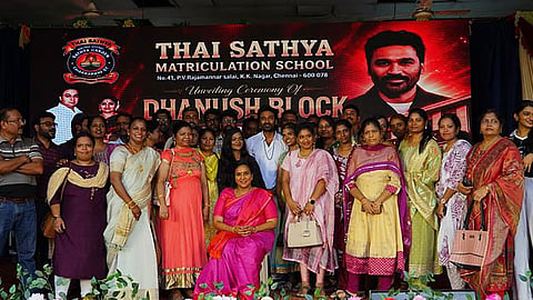 தமிழ் வரவில்லை என்று சொல்வது பெருமை அல்ல, அது அவமானம் - நடிகர் தனுஷ்