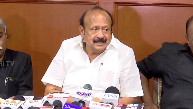 வேளாண் பட்ஜெட் மாற்றம் அல்ல; ஏமாற்றம் - முன்னாள் அமைச்சர் எம்.ஆர்.கே. பன்னீர்செல்வம்