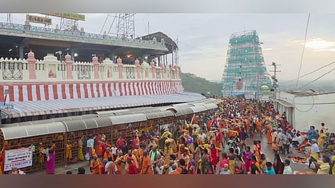 திருத்தணி சுப்பிரமணியசாமி கோவிலில் ஆடி கிருத்திகை விழா