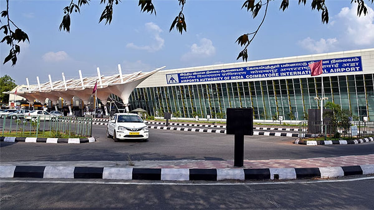 சுதந்திர தின விழாவையொட்டி கோவை விமான நிலையத்துக்கு பார்வையாளர்கள் செல்ல தடை