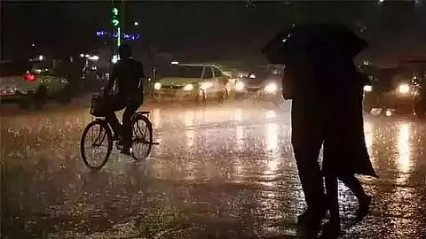 13 மாவட்டங்களில் இரவு 10 மணி வரை மழைக்கு வாய்ப்பு