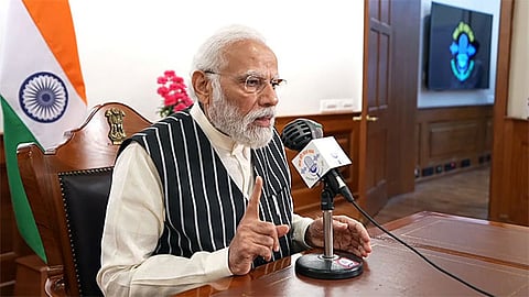 உள்நாட்டில் தயாரிக்கப்படும் பொருட்களை வாங்க வேண்டும் - பிரதமர் மோடி வேண்டுகோள்