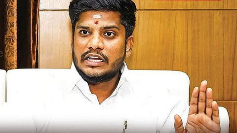 பாதுகாக்கவே ரூ.5 கட்டணம் வசூல் - அமைச்சர் ரமேஷ் விளக்கம்
