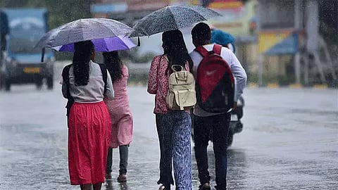 19 மாவட்டங்களில் இரவு 7 மணி வரை மழைக்கு வாய்ப்பு