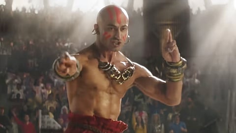 

வித்யுத் ஜம்வால் வில்லனாக நடித்த `ஸ்ட்ரீட் பைட்டர்’ படத்தின் தமிழ் டிரெய்லர் வெளியானது
