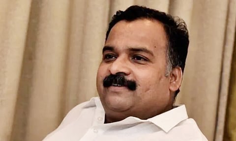 எண்ணற்ற வரலாற்றுச் சாதனைகள் தொடரட்டும்: இஸ்ரோ விஞ்ஞானிகளுக்கு மாணிக்கம் தாகூர் வாழ்த்து