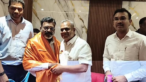 தவெக கூட்டணி கட்சி தலைவர்கள் கூட்டம்: திருமாவளவனுக்கு அமைச்சர்கள் நேரில் அழைப்பு