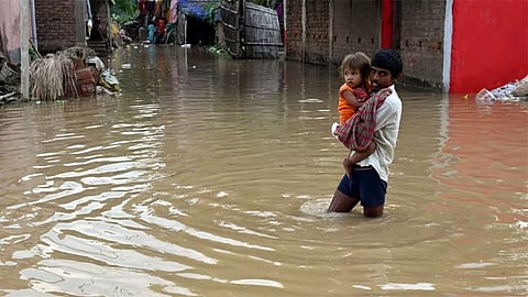 பீகாரில் கனமழை, வெள்ளம்: 10 லட்சம் பேர் பாதிப்பு

