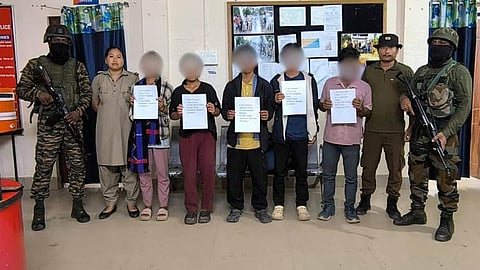 இந்தியாவுக்குள் சட்டவிரோதமாக நுழைந்த மியான்மர் நாட்டினர் 5 பேர் கைது 

