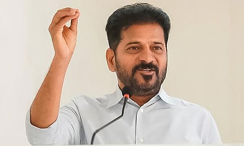 தெலுங்கானாவில் ஆட்சியை பிடிக்க பா.ஜ.க. சதி - ரேவந்த் ரெட்டி குற்றச்சாட்டு