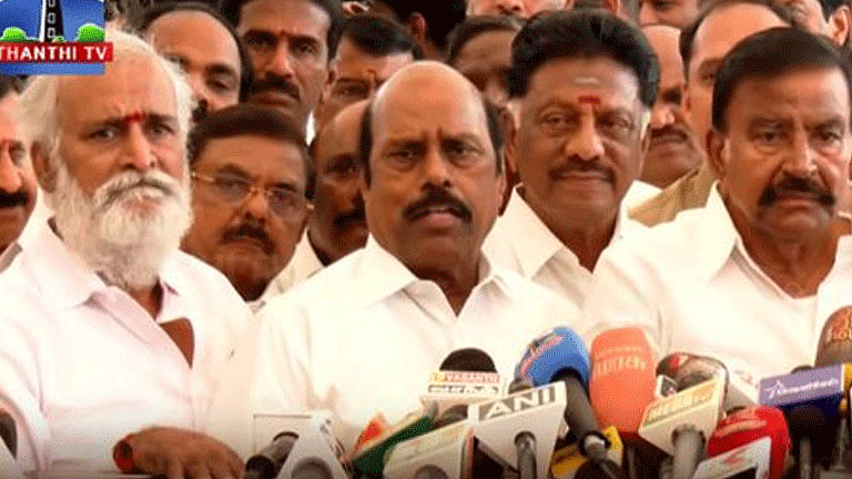 மு.க.ஸ்டாலினின் தியாகத்தை முதல்-அமைச்சர் கொச்சைப்படுத்தி பேசினார்: எ.வ.வேலு குற்றச்சாட்டு