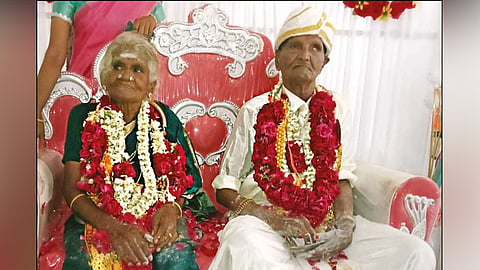 101 வயதை மனைவியுடன் கொண்டாடிய விவசாயி: ஊர் மக்கள் ஆசி பெற்றனர்
