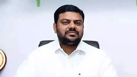 முபாரக்