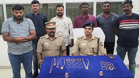 கைது