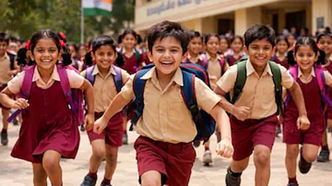 கும்பாபிஷேக பாதுகாப்பு பணி: போலீசார் தங்குவதற்காக மதுரையில் 24 பள்ளிகளுக்கு 2 நாள் விடுமுறை