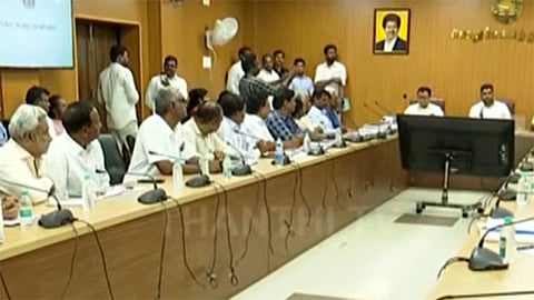 ஒப்பந்த புள்ளி நடைமுறைகளை கட்டாயம் பின்பற்ற வேண்டும் - பொதுப்பணித்துறை அறிவுறுத்தல்