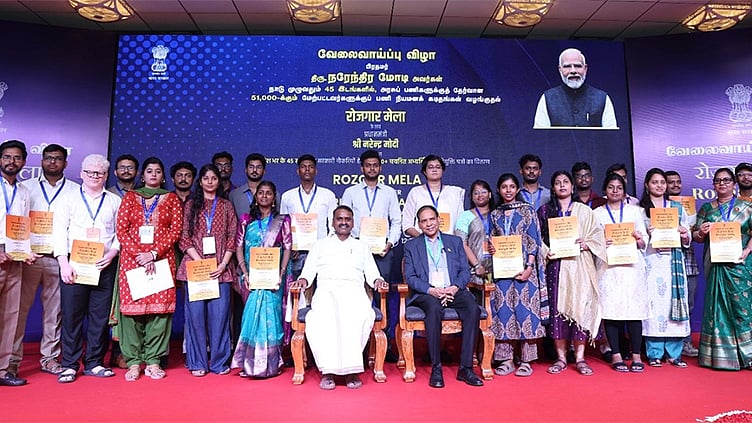 சென்னையில் 20-வது ரோஜ்கார் மேளா - பணி நியமன ஆணைகளை வழங்கிய எல்.முருகன்