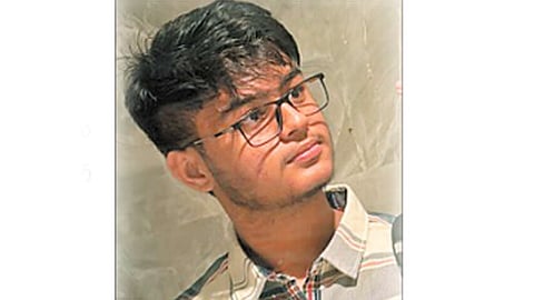 ஐ.ஐ.டி. மாணவர் 