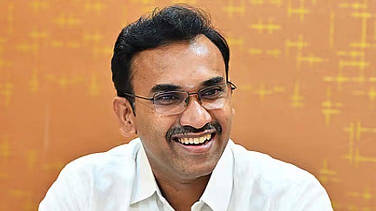 தேங்கும் நீரை அகற்றாத தொழிற்சாலைகளுக்கு ரூ.10,000 அபராதம்- அமைச்சர் அருண்ராஜ் எச்சரிக்கை