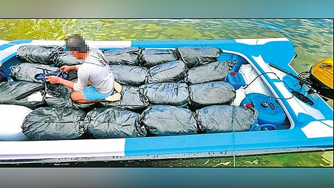 இலங்கைக்கு கடத்திய 800 கிலோ பீடி இலைகள் பறிமுதல்.