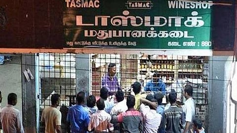 'டாஸ்மாக்' கடைகளில் விருப்பத்துக்கு ஏற்ப மது வகைகள்: புதிய நடைமுறை இன்று முதல் அமல்