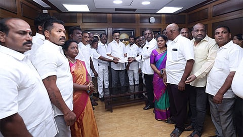 
மீனவர்களின் இடத்தில் தலைமைச் செயலகம்