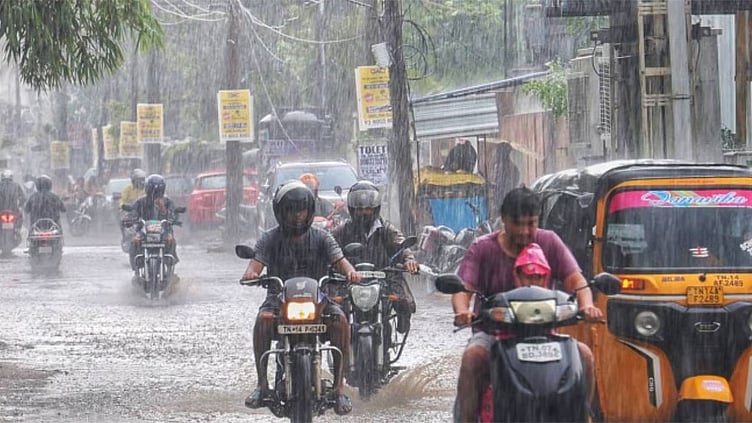 விலகிய தென்மேற்கு பருவமழை... தமிழகத்தில் இயல்பை விட 15 சதவீதம் குறைவு