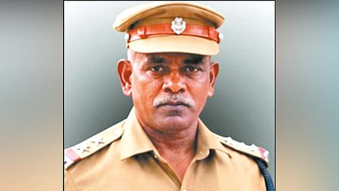 சென்னையில் கொடூர சம்பவம்... சப்-இன்ஸ்பெக்டர் உயிரோடு எரித்துக்கொலை - மனைவி கைது