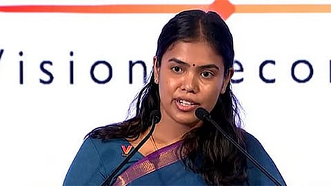 தொழில்துறை அமைச்சர் கீர்த்தனா லண்டன் செல்லாதது ஏன்? - வெளியான தகவல்