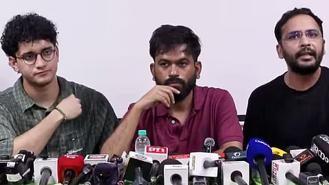 கரப்பான் பூச்சி ஜனதா 